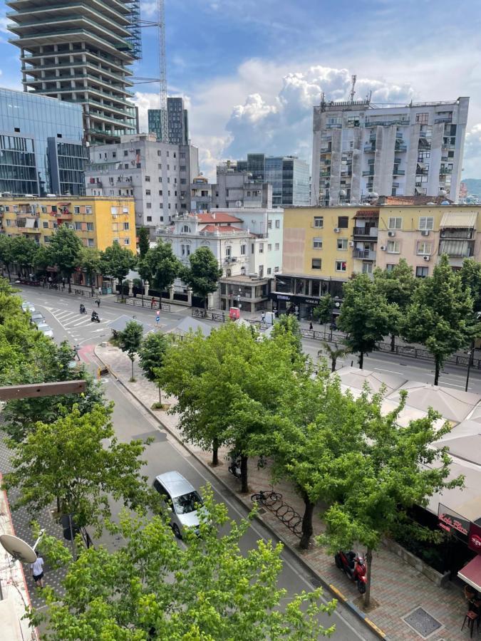 City Center Apartment Kafe Flora Tirana Kültér fotó